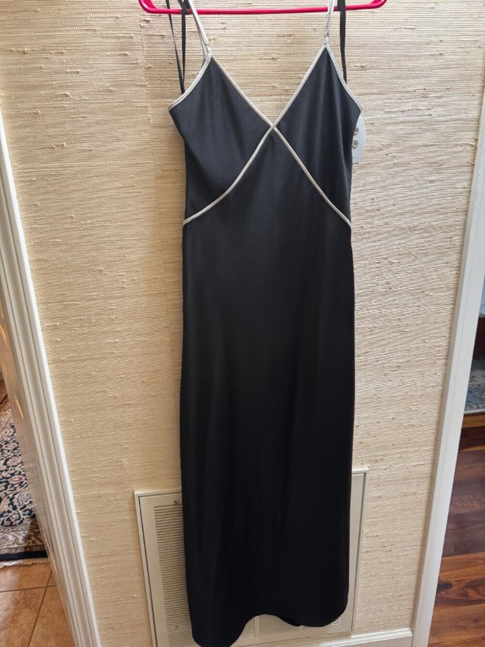 Gianni Bini Black & Cream Rosette Maxi Dress Satin Slip Dress Size 4 - Picture 6 of 7
